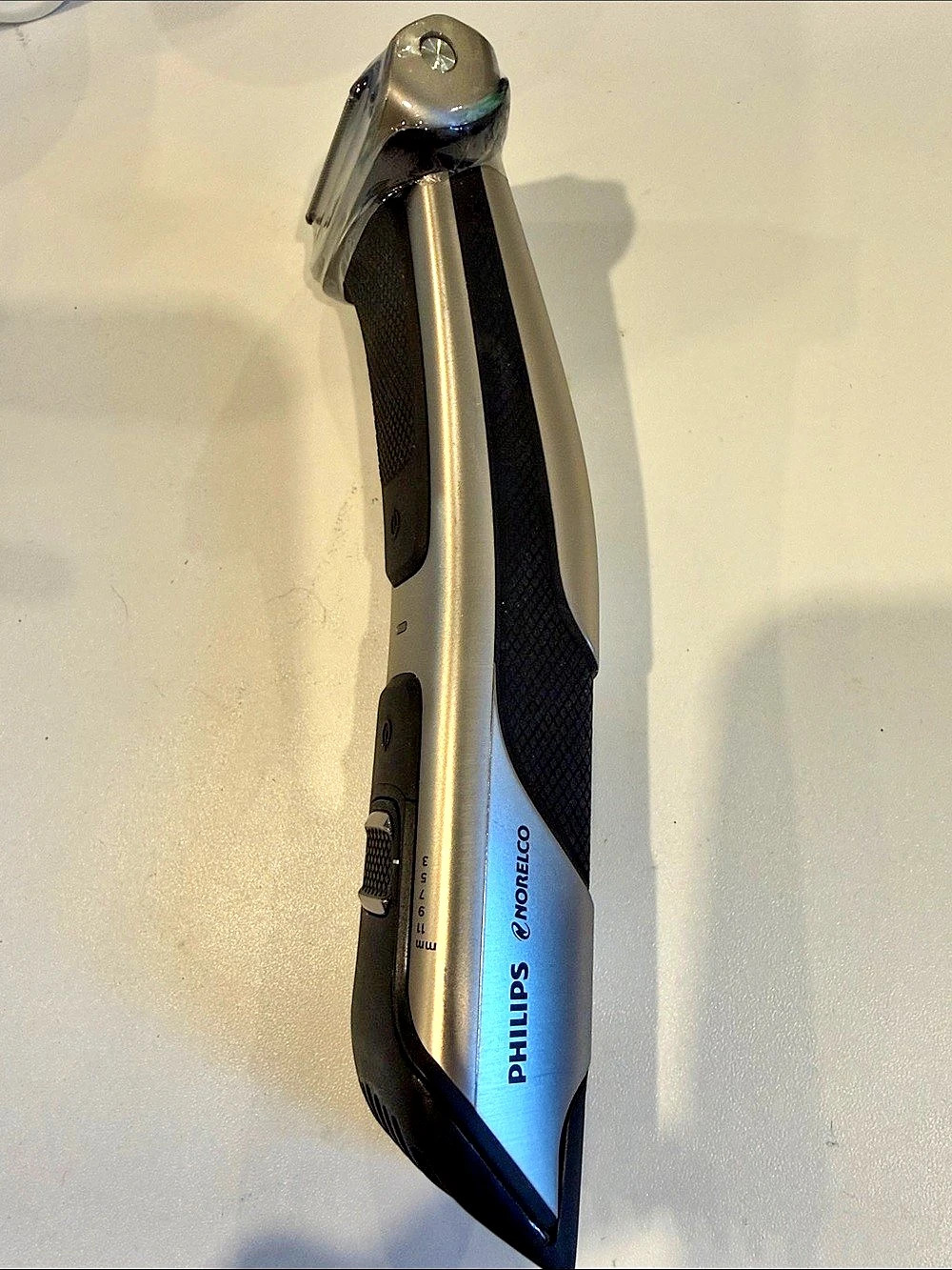 Philips Norelco Bodygroom Series 7000 BRAND NEW NO CHARGER